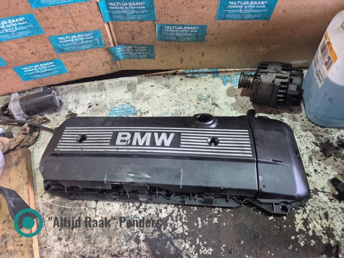 Gebrauchte Ventildeckel BMW 3 serie (E46/4) 316i 16V Preis auf Anfrage angeboten von "Altijd Raak" Penders