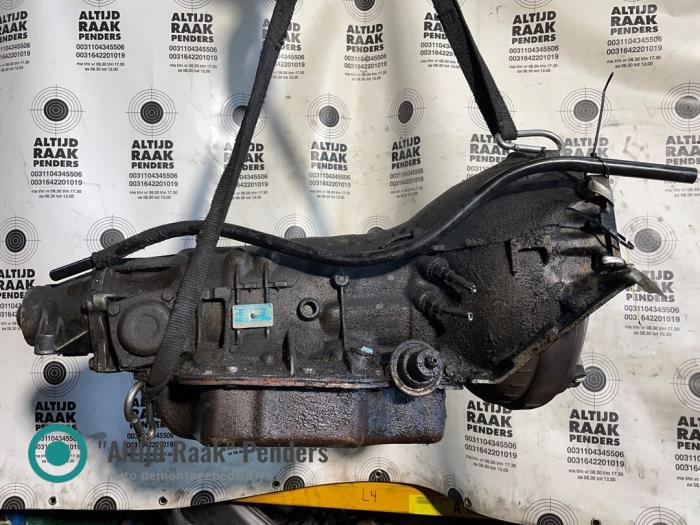 Getriebe van een Chevrolet Silverado 2500 Standard Cab 5.3 V8 1990