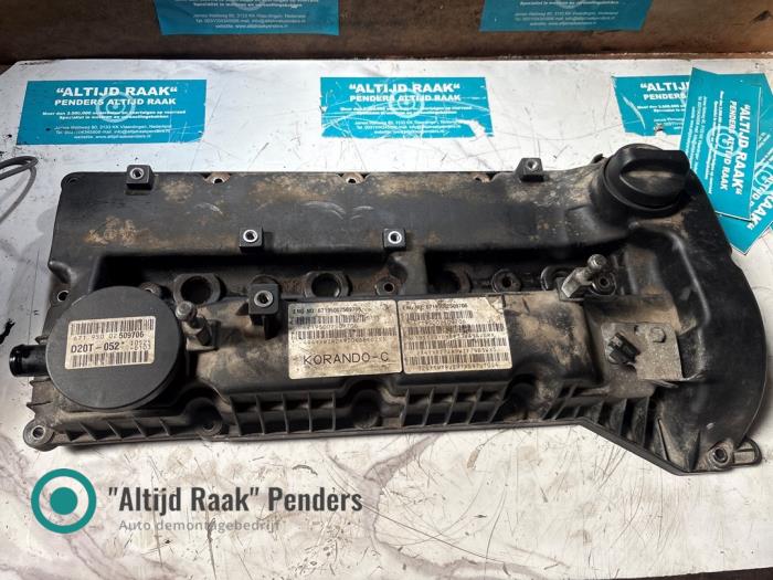 Usados Tapa de válvulas Ssang Yong Rodius 2.0 e-200 Xdi 16V 2WD Precio de solicitud ofrecido por "Altijd Raak" Penders