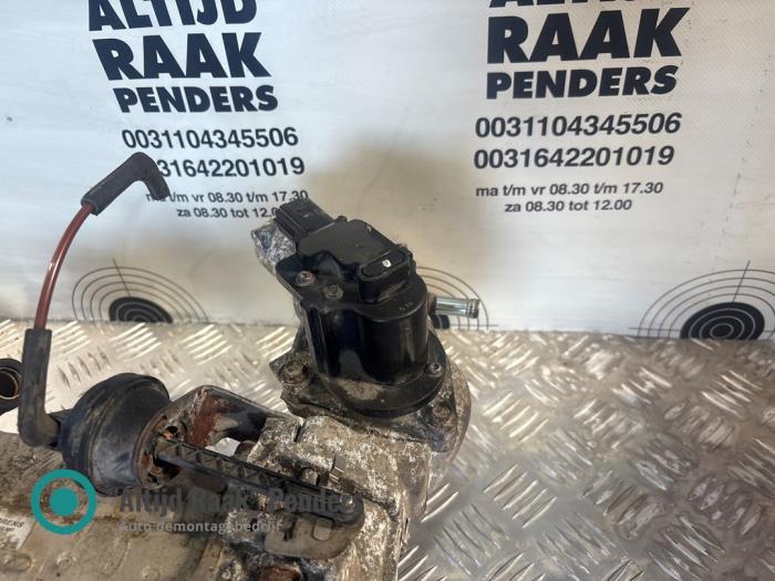 Usados Válvula EGR Ssang Yong Rodius 2.0 e-200 Xdi 16V 2WD Precio de solicitud ofrecido por "Altijd Raak" Penders