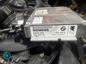 Dynamo van een BMW 3 serie (E36/4) M3 3.2 24V 1997