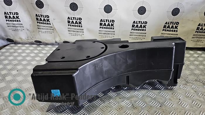 Używane Subwoofer Audi SQ7 (4MB/4MG) 4.0 TDI V8 32V Cena na żądanie oferowane przez "Altijd Raak" Penders