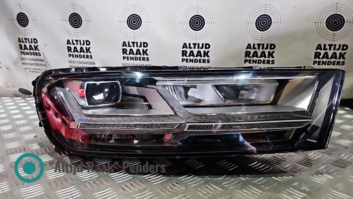 Używane Reflektor prawy Audi SQ7 (4MB/4MG) 4.0 TDI V8 32V Cena na żądanie oferowane przez "Altijd Raak" Penders