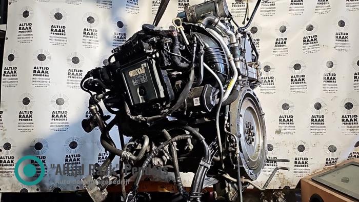 Dynamo Mercedes E (W213), 2016 / 2023 E-200 2.0 Turbo 16V, Berline, 4 portes, Essence, 1.991cc, 135kW (184pk), RWD, M274920, 2016-01 / 2019-05, 213.042 (Occasion)