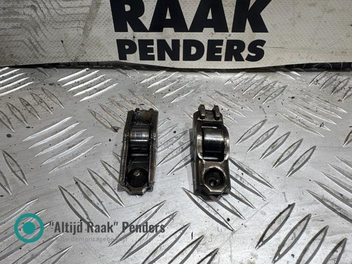 Usagé Culbuteur BMW X5 (F15) M50d 3.0 24V Prix sur demande proposé par "Altijd Raak" Penders