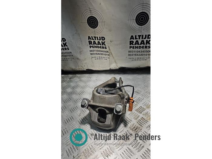 Usagé Support moteur Audi A5 Cabrio (8F7) 2.0 TFSI 16V Prix sur demande proposé par "Altijd Raak" Penders