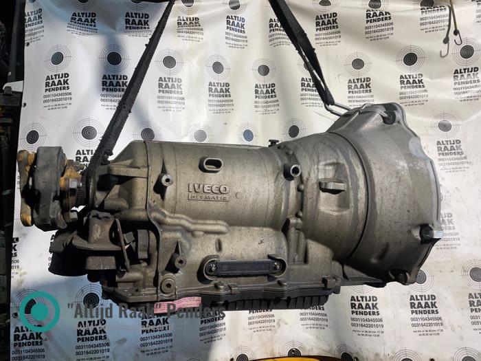 Used Gearbox Iveco New Daily VI 33.210, 35.210 Price on request offered by "Altijd Raak" Penders