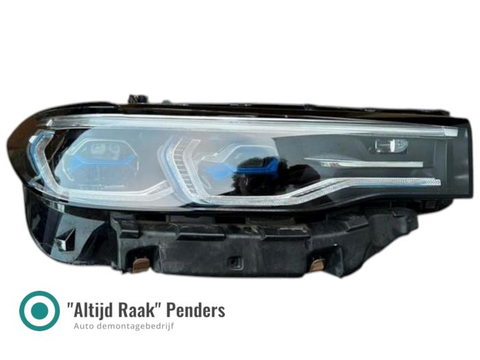 Używane Reflektor prawy BMW X7 Cena na żądanie oferowane przez "Altijd Raak" Penders