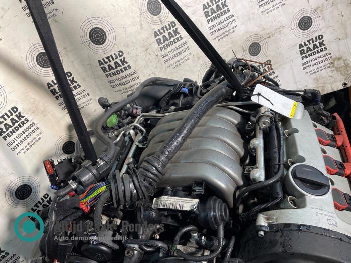 Używane Silnik Audi A4 (B6) 3.0 V6 30V Cena na żądanie oferowane przez "Altijd Raak" Penders