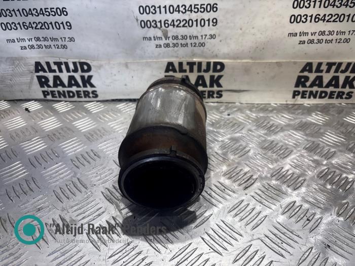 Używane Katalizator Jeep Commander (XK) 3.0 CRD V6 24V DPF Cena na żądanie oferowane przez "Altijd Raak" Penders