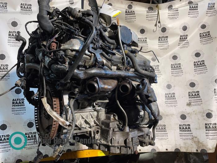 Engine from a Volkswagen Phaeton (3D) 6.0 W12 48V 4Motion 2003