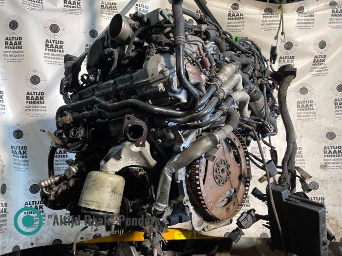 Engine from a Volkswagen Phaeton (3D) 6.0 W12 48V 4Motion 2003