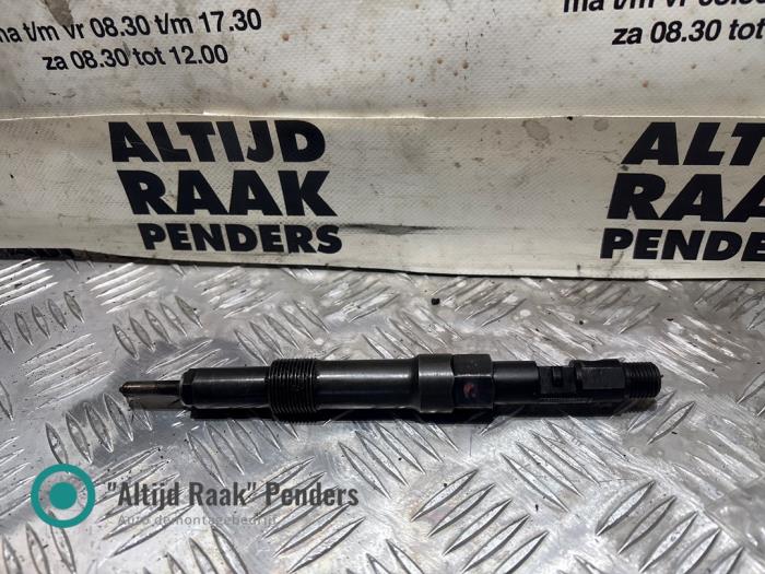 Usagé Injecteurs Ford Transit 2.0 TDCi 16V 280M Prix sur demande proposé par "Altijd Raak" Penders