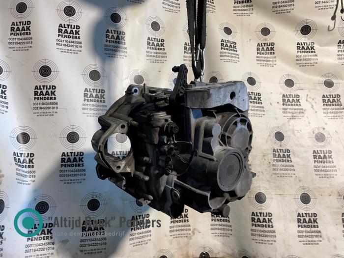 Gebrauchte Getriebe Volkswagen Golf VII (AUA) 2.0 TDI 16V Preis auf Anfrage angeboten von "Altijd Raak" Penders