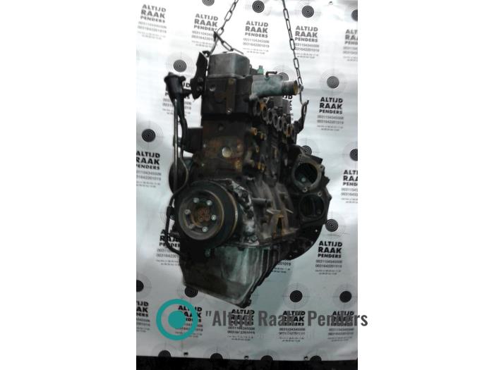 Motor van een Volkswagen LT II 2.8 TDi 1999