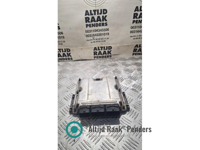 Used Engine management computer Renault Master II (ED/HD/UD) 2.2 dCi 16V Price on request offered by "Altijd Raak" Penders