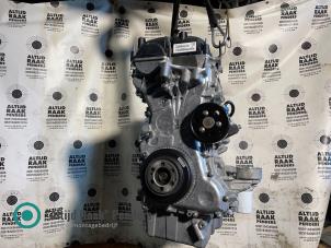 Engine from a Land Rover Discovery Sport (LC) 2.0 Si4 16V 2015