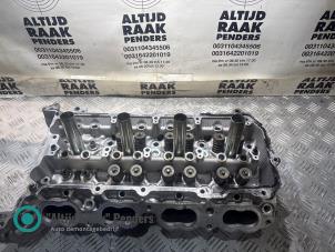 Zylinderkopf van een Toyota Tundra (K5/K6) 5.7 V8 32V Dual VVT-I 4WD 2010