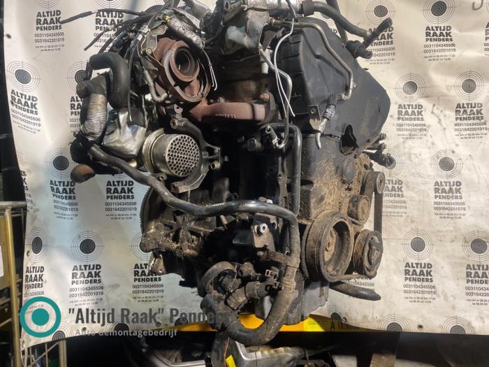 Engine from a Volkswagen Golf VII (AUA) 1.6 TDI 16V 2014
