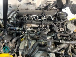 Engine from a Volkswagen Golf VII (AUA) 1.6 TDI 16V 2014