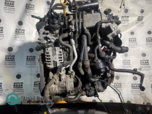 Engine from a Volkswagen Golf VII (AUA) 1.6 TDI 16V 2014