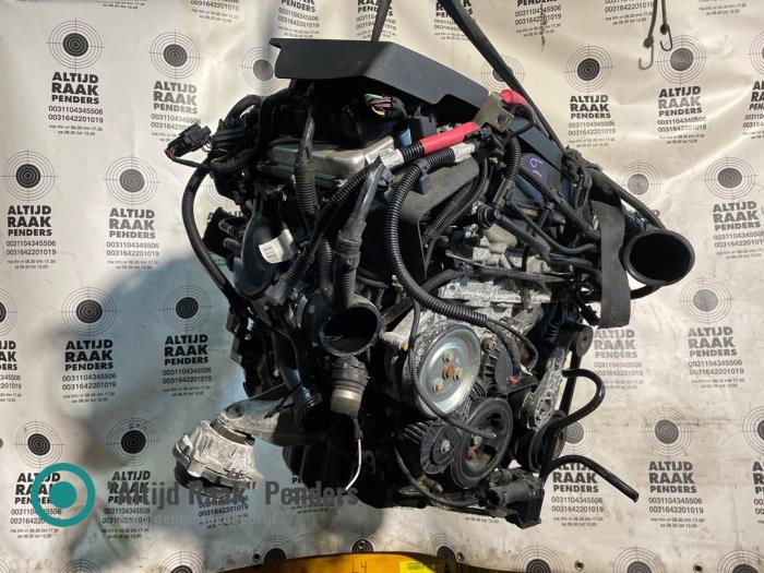 Engine from a BMW 1 serie (F21) 118i 1.6 16V 2012
