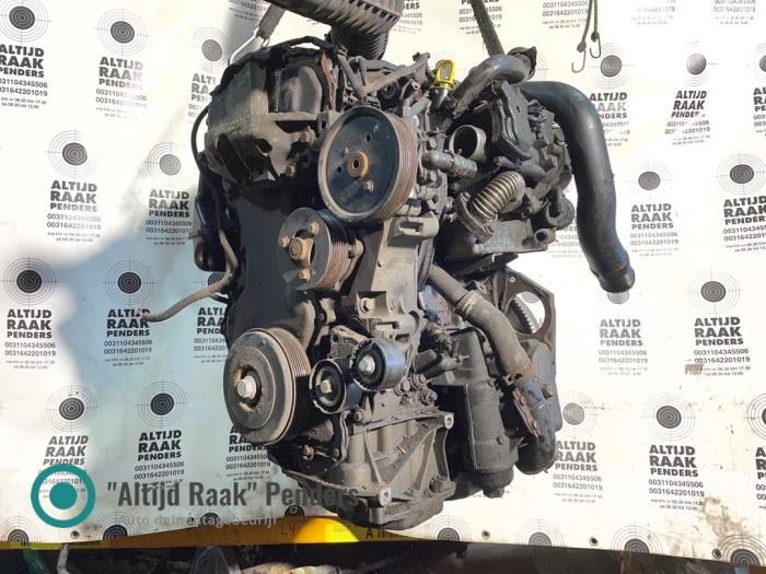 Używane Silnik Renault Master III (FV) 2.3 dCi 125 16V FWD Cena na żądanie oferowane przez "Altijd Raak" Penders