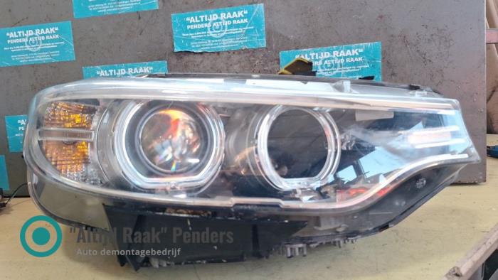 Używane Reflektor prawy BMW M4 Cena na żądanie oferowane przez "Altijd Raak" Penders