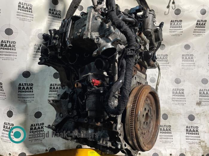 Gebrauchte Ölfiltergehäuse Volkswagen Golf VII Variant (AUVV) 2.0 GTD 16V Preis auf Anfrage angeboten von "Altijd Raak" Penders