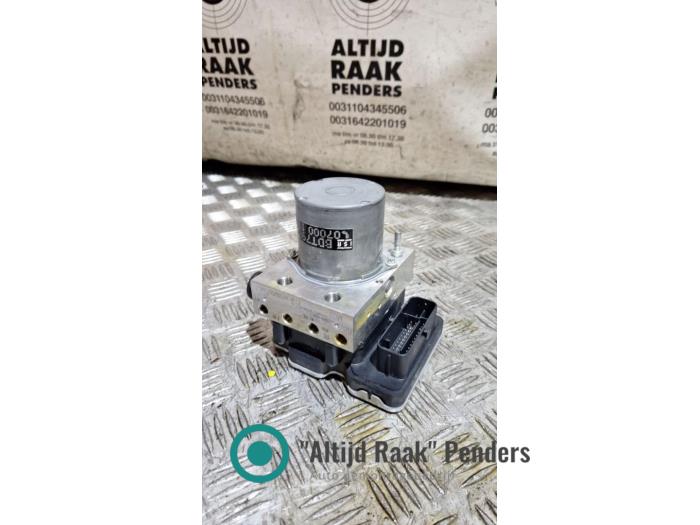 Used ABS pump Isuzu D-Max (TFR/TFS) 1.9 DDI 4x4 Price on request offered by "Altijd Raak" Penders