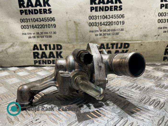 Usagé Boîtier thermostat Isuzu D-Max (TFR/TFS) 1.9 DDi Prix sur demande proposé par "Altijd Raak" Penders