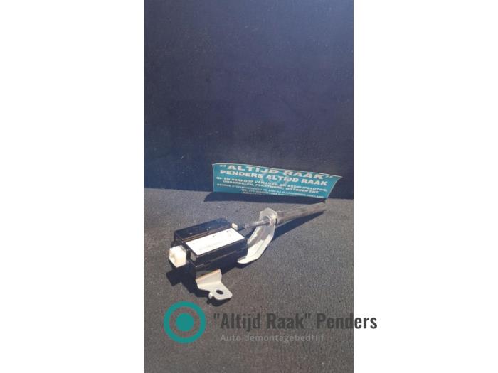 Używane Antena (rózne) Hyundai Santa Fe III (DM) 2.2 CRDi R 16V 4x4 Cena na żądanie oferowane przez "Altijd Raak" Penders