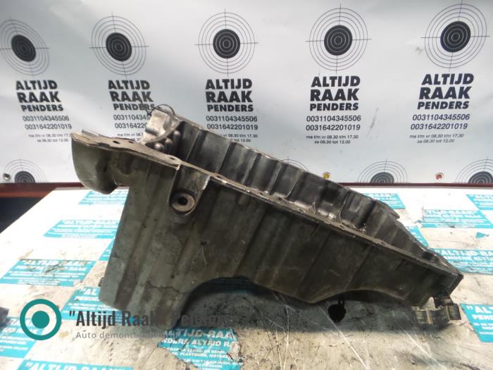 Usagé Couvercle carter Jeep Cherokee Prix sur demande proposé par "Altijd Raak" Penders