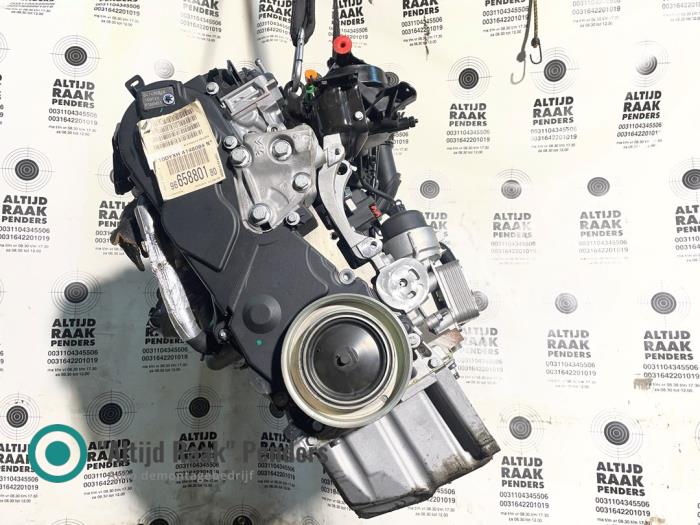 Motor van een Citroën C4 Berline (LC) 2.0 HDi 16V 138 2011