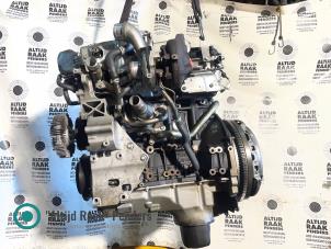 Engine from a Nissan Navara (D23) 2.5 dCi 16V 2016