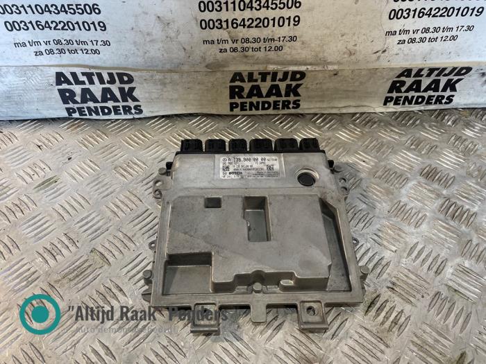 Used Engine management computer Mercedes A-Klasse AMG (177.0) 2.0 A-45 AMG Turbo 16V 4Matic+ Price on request offered by "Altijd Raak" Penders