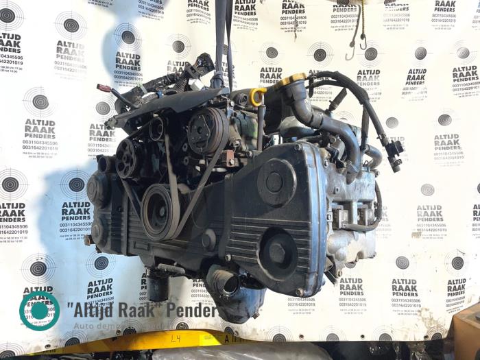 Engine from a Subaru Impreza III (GH/GR) 2.0 R 16V AWD 2008