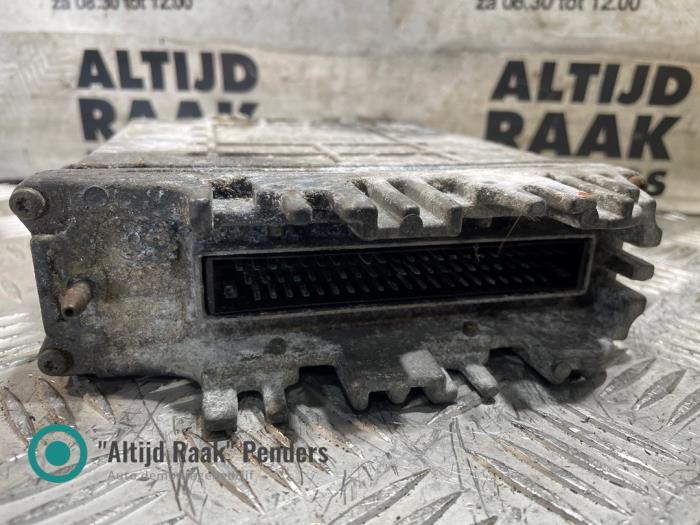 Used Engine management computer Volkswagen Transporter T4 2.5 TDI Price on request offered by "Altijd Raak" Penders