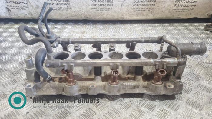 Usagé Système d'injection Toyota Land Cruiser 90 (J9) 3.4i 24V 90 Wagon Prix sur demande proposé par "Altijd Raak" Penders