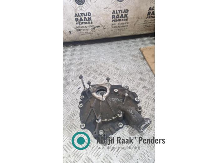 Usagé Couvercle de distribution Nissan Navara (D40) 3.0 dCi V6 24V DPF 4x4 Prix sur demande proposé par "Altijd Raak" Penders
