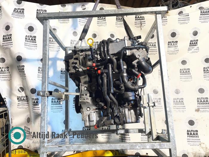 Engine from a Volkswagen Golf VII (AUA) 2.0 GTD 16V 2016