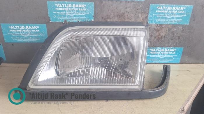 Używane Reflektor lewy Mercedes SL (R129) 3.2 SL-320 24V Cena na żądanie oferowane przez "Altijd Raak" Penders