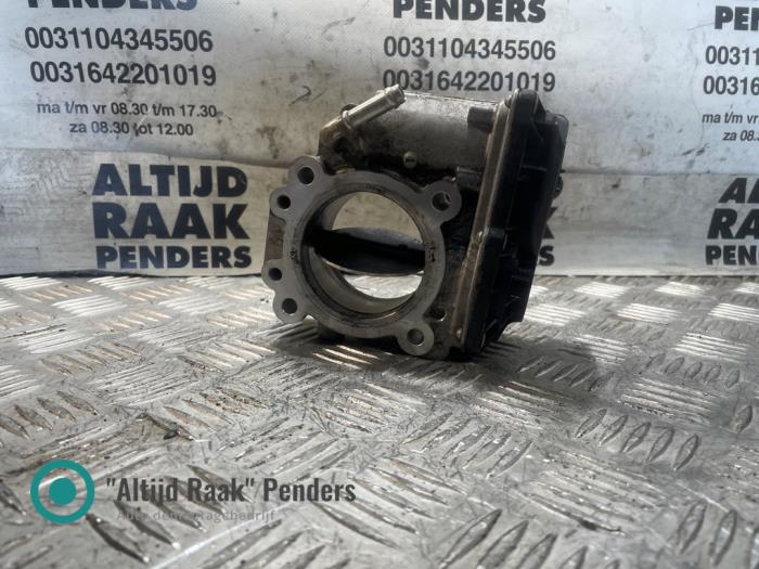 Gebrauchte Drosselklappengehäuse Toyota Hilux V/VI 2.8 D4D-F 16V 4x4 Preis auf Anfrage angeboten von "Altijd Raak" Penders