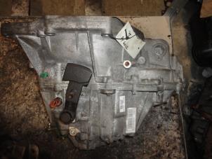 Used Gearbox Renault Trafic Price on request offered by "Altijd Raak" Penders