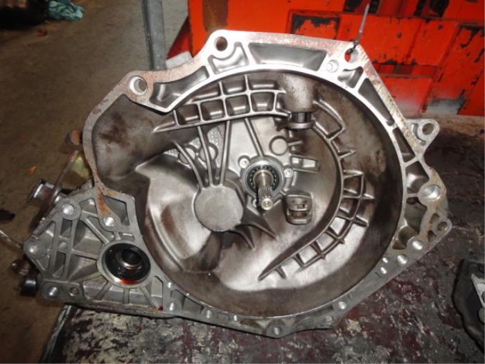 Gearbox from a Opel Zafira 2002