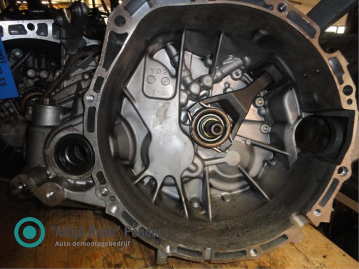 Gearbox Nissan X-Trail - 