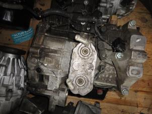 Used Gearbox Volkswagen Golf Price on request offered by "Altijd Raak" Penders