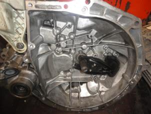 Used Gearbox Peugeot 207 Price on request offered by "Altijd Raak" Penders