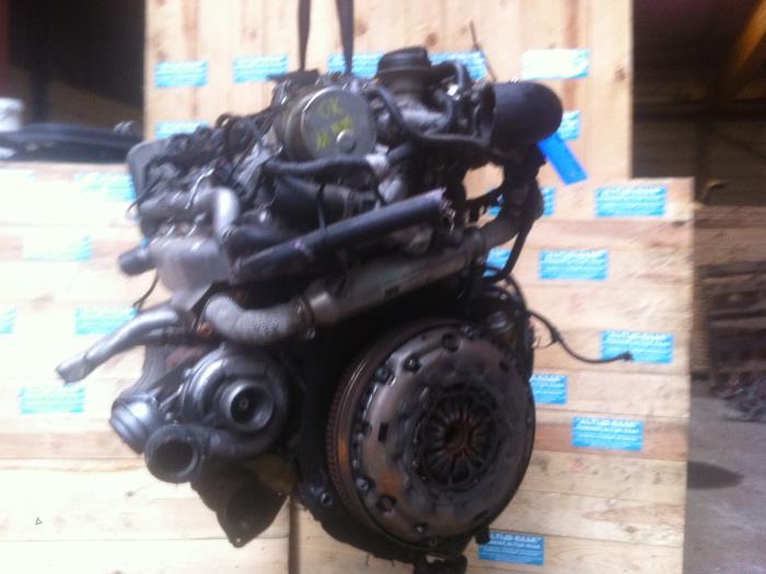 Engine Alfa Romeo 166 2.4 JTD - 841G000 841G000