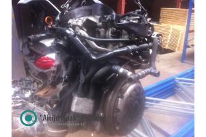Engine from a Audi A6 Avant (C6) 2.0 TDI 16V 2005